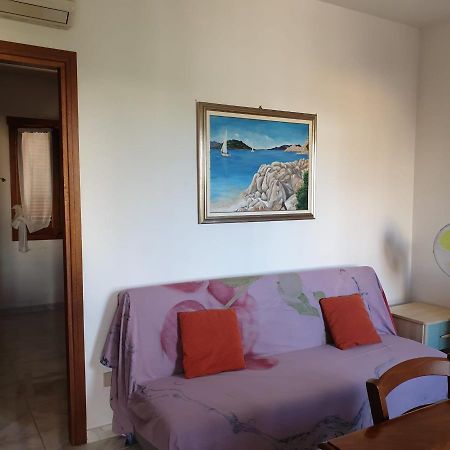 San Teodoro A Due Passi Dal Centro...アパートメント エクステリア 写真